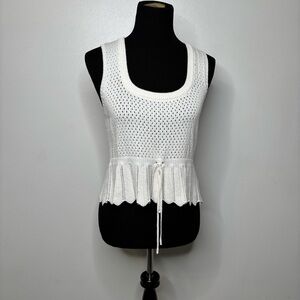 White Knit Peplum Tank Top Women’s L Sleeveless Textured Scoop Neck Sweater Vest